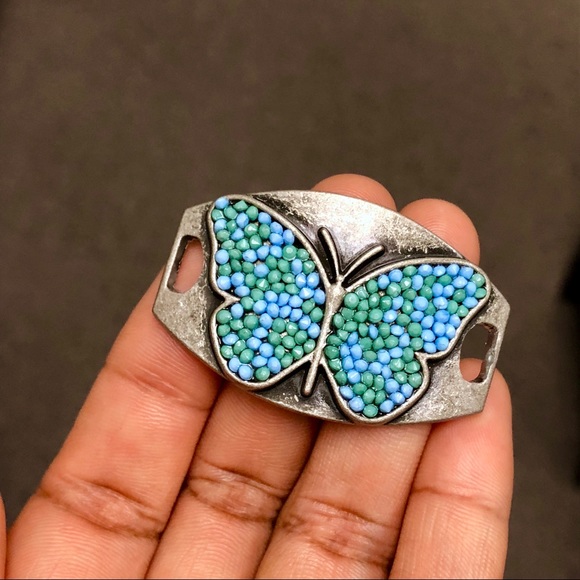 Butterfly 🦋 Shoelace Accessory (Shoes Not Included) - Picture 7 of 8